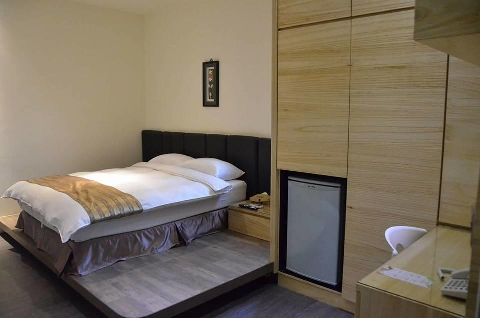 Happy Hotel Lukang Buitenkant foto