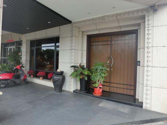 Happy Hotel Lukang Buitenkant foto