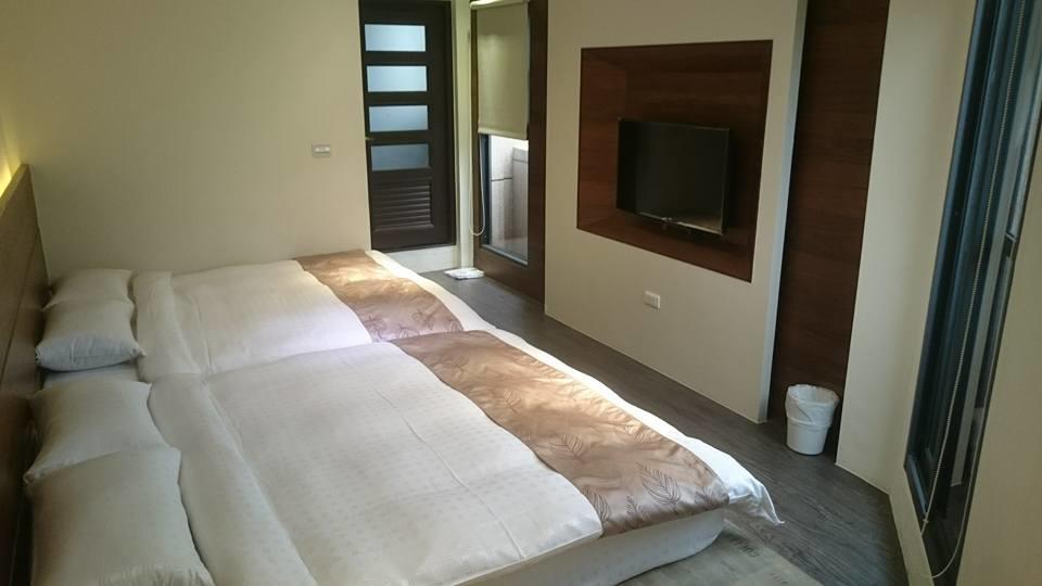 Happy Hotel Lukang Buitenkant foto